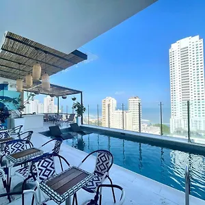 4* Hotel Zi One Luxury