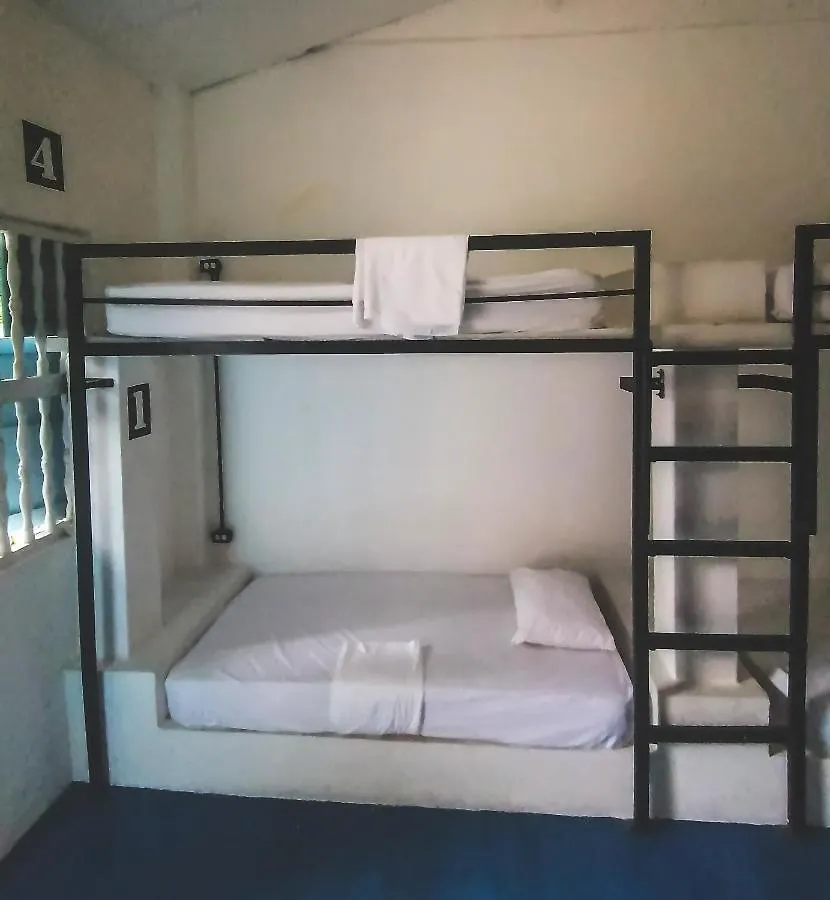 Media Luna Hostel Cartagena קולומביה