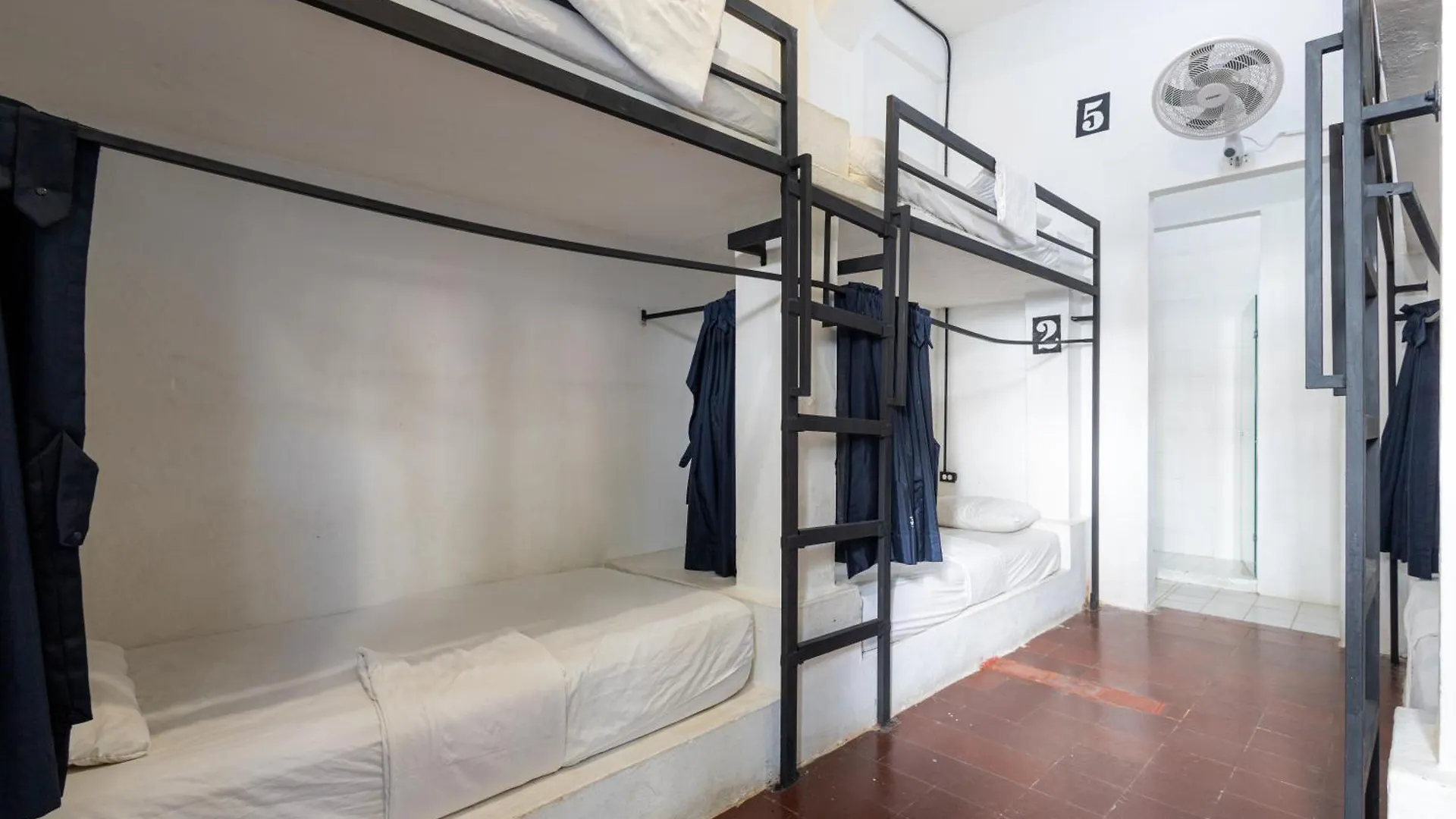 Media Luna Hostel Cartagena